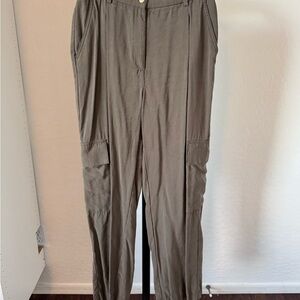 Women’s Green Cargo Pants